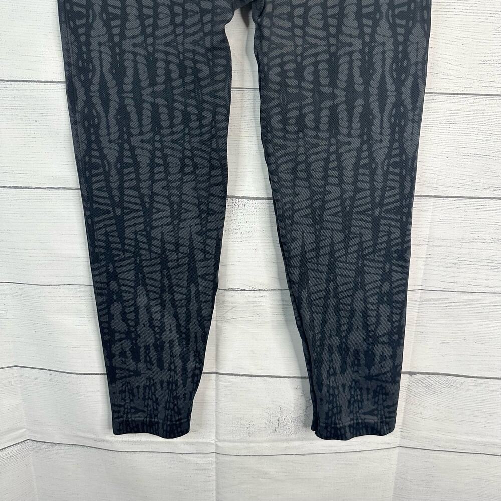Spanx Womens XL Look At Me Now Seamless Leggings Geometric Gray - Picture 5 of 8